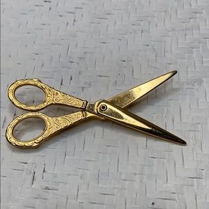 Scissors Pin Cosmetology Hairstylist